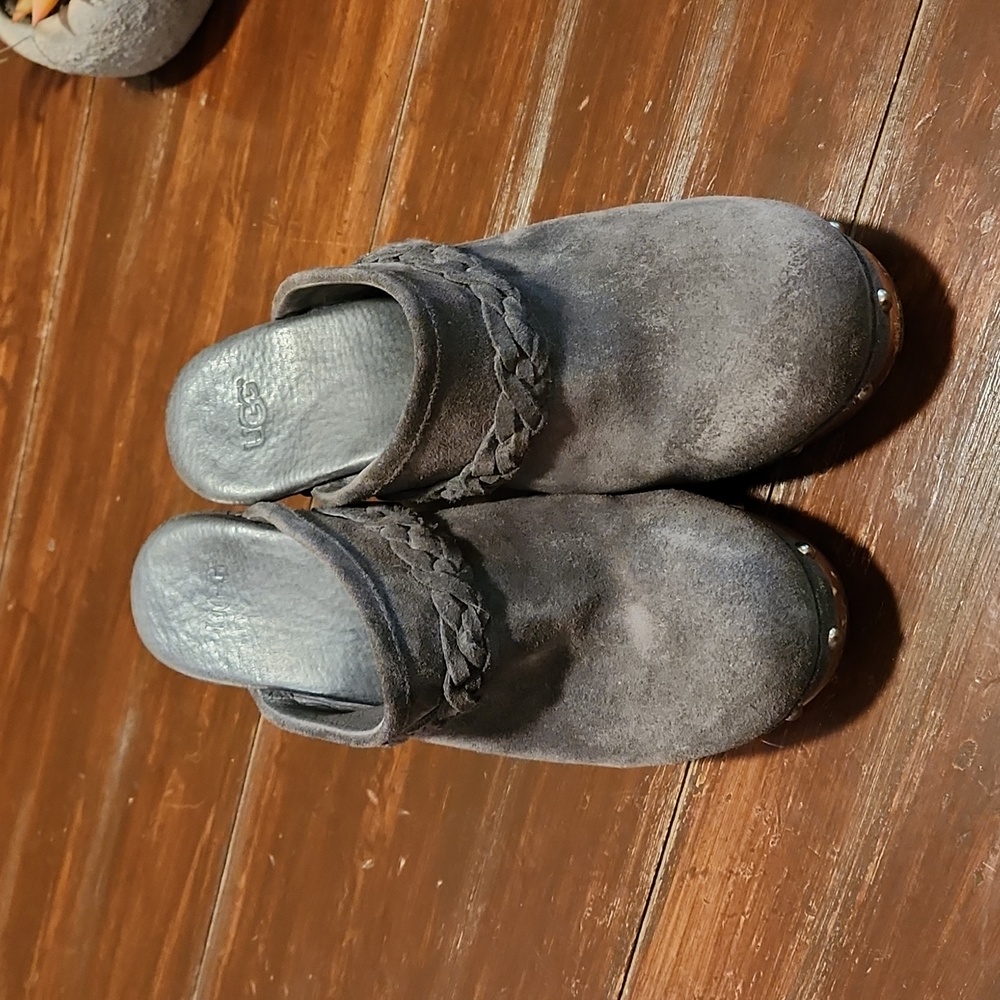 Ugg Kaylee Suede Clogs Size 7 - Picture 2 of 10